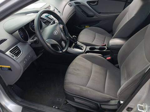 2014 Hyundai Elantra SE