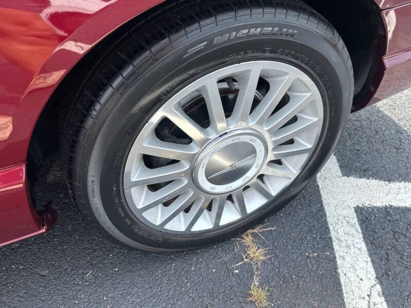 2004 Ford Thunderbird Deluxe