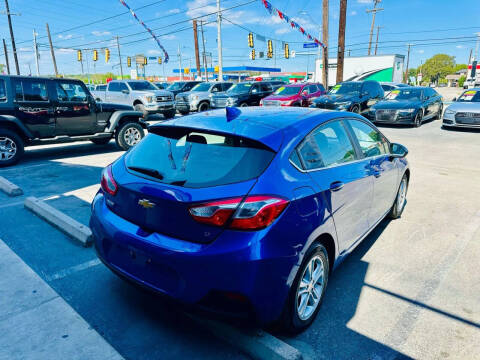 2017 Chevrolet Cruze LT Auto