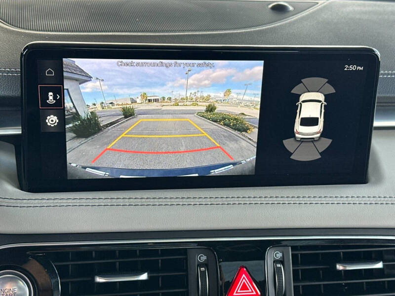 2023 Genesis G70