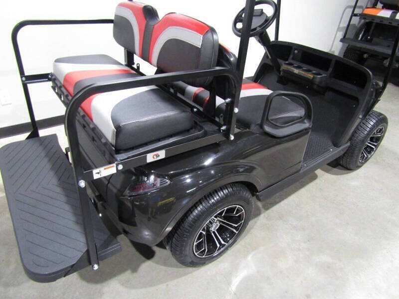 2020 E-Z-GO Storm