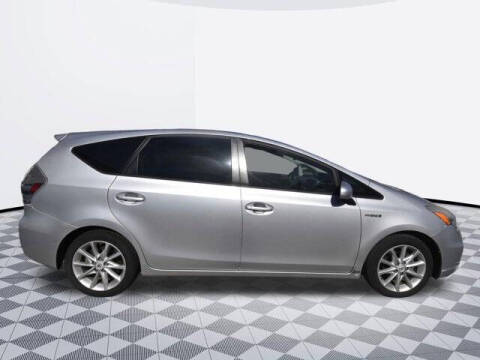 2012 Toyota Prius v Five