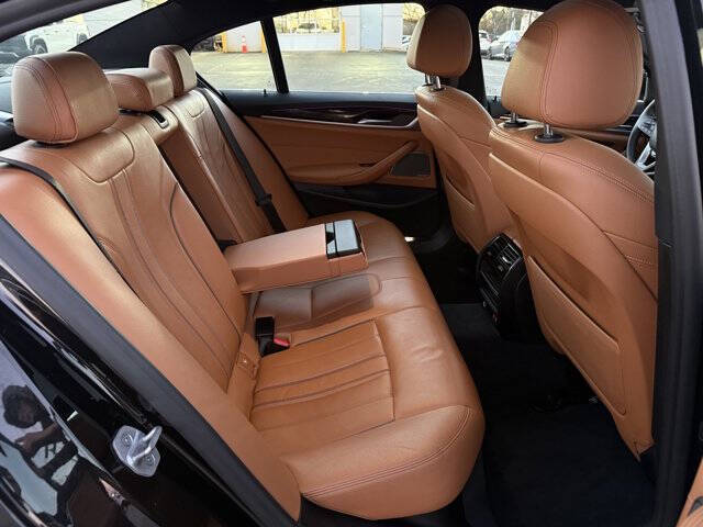 2021 BMW 5 Series 530i