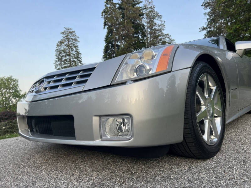 2004 Cadillac XLR