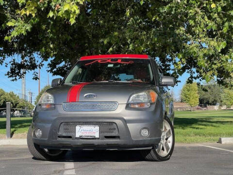 2011 Kia Soul +