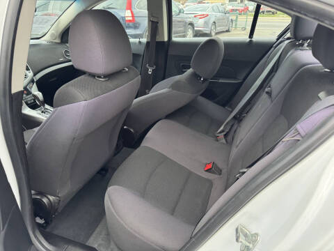 2013 Chevrolet Cruze 1LT Auto