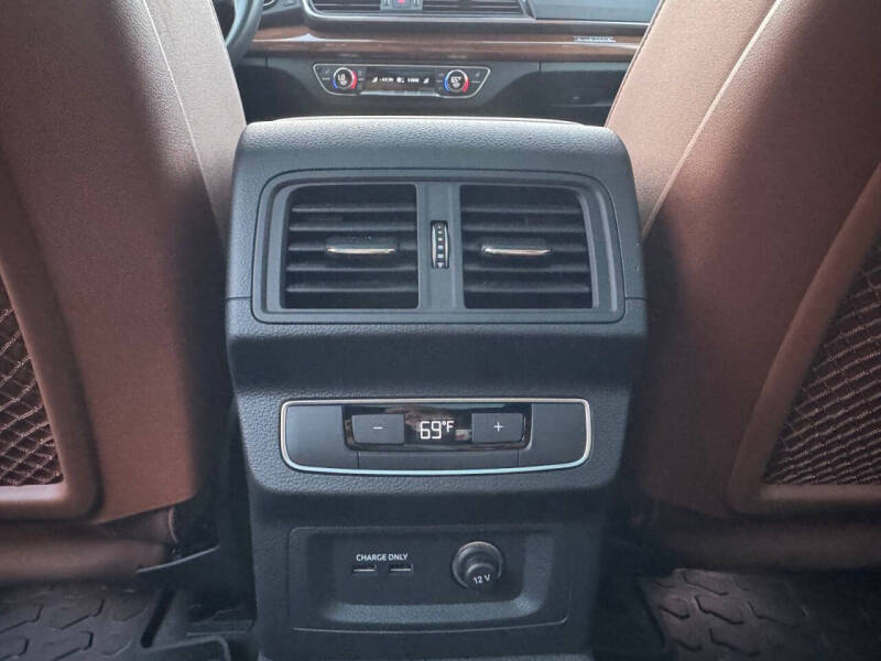 2021 Audi Q5 quattro Premium Plus 45 TFSI