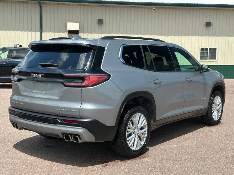 2026 GMC Acadia Elevation