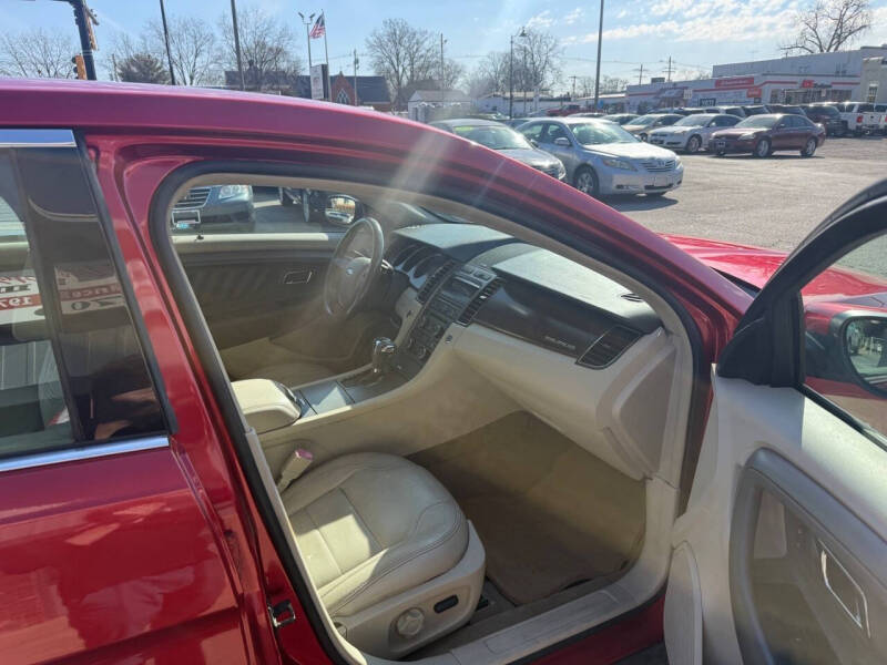 2012 Ford Taurus SEL