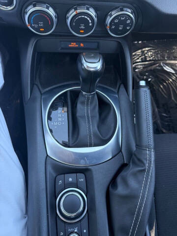 2017 FIAT 124 Spider Classica