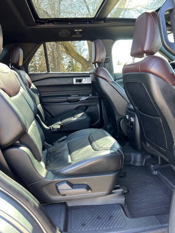 2020 Ford Explorer Platinum