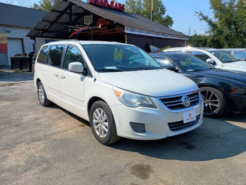 2012 Volkswagen Routan for sale at Olde Towne Auto Sales in Germantown OH