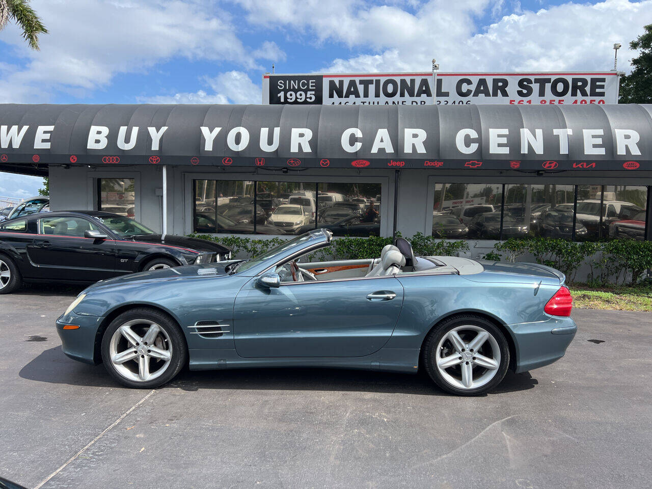 2006 Mercedes-Benz SL-Class  - $11,900