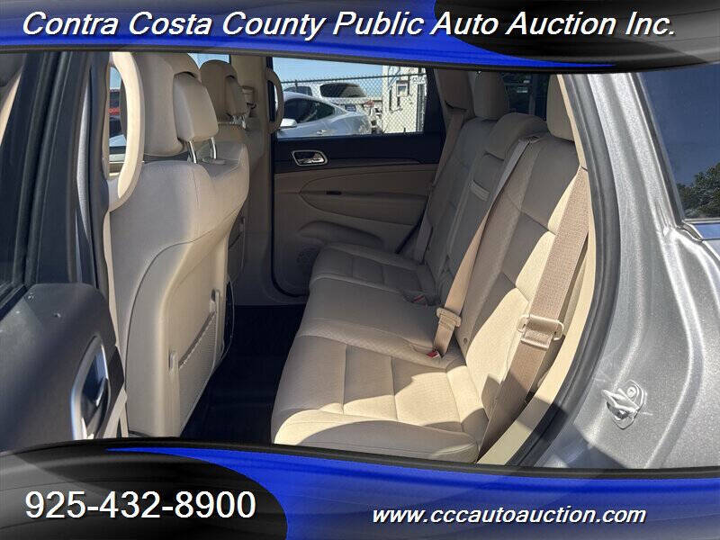2018 Jeep Grand Cherokee Laredo E