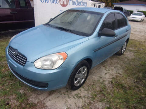 2009 Hyundai Accent for sale at BUD LAWRENCE INC in Deland FL