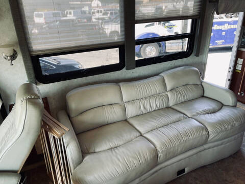 2002 Fleetwood RV 37U