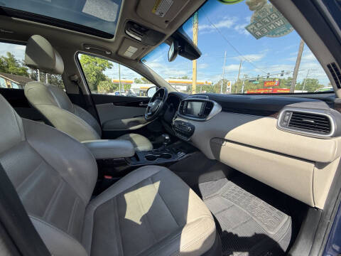 2019 Kia Sorento EX V6