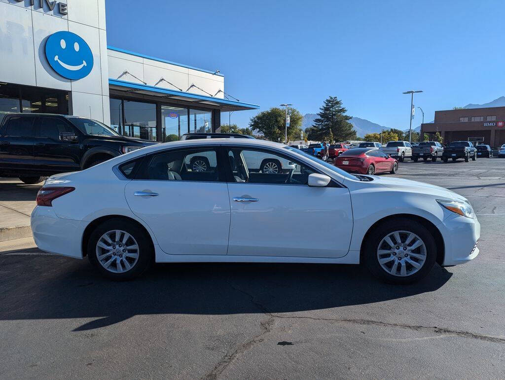 2018 Nissan Altima for sale at Axio Auto Boise in Boise, ID