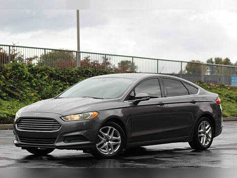 2013 Ford Fusion SE