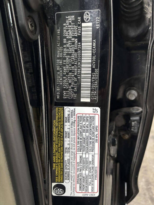 2005 Toyota Camry LE