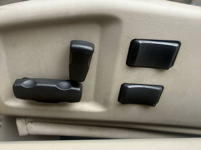 2004 Cadillac XLR