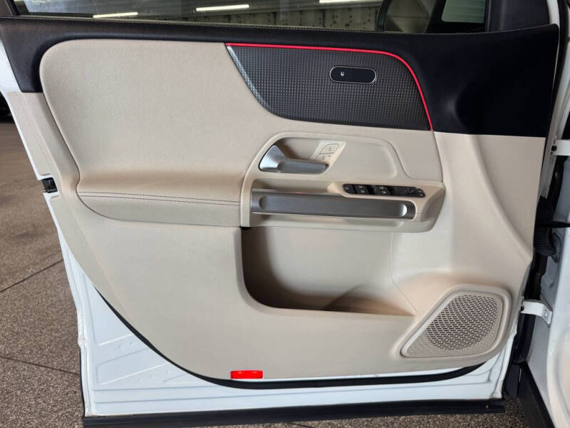 2022 Mercedes-Benz GLB GLB 250