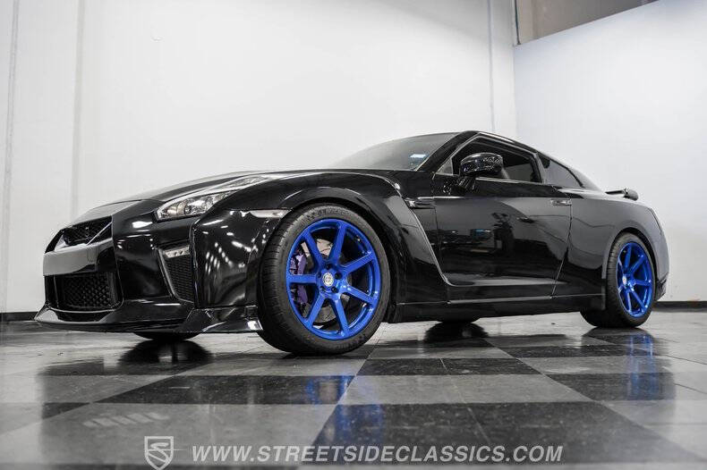 2013 Nissan GT-R