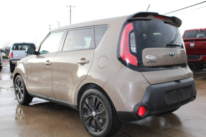2015 Kia Soul +