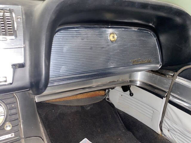 1960 Ford Thunderbird