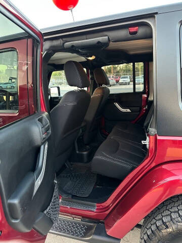 2013 Jeep Wrangler Unlimited Sahara