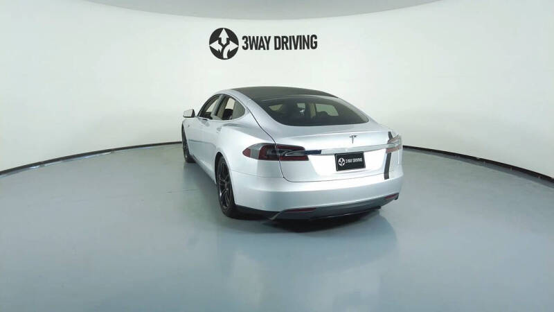 2013 Tesla Model S
