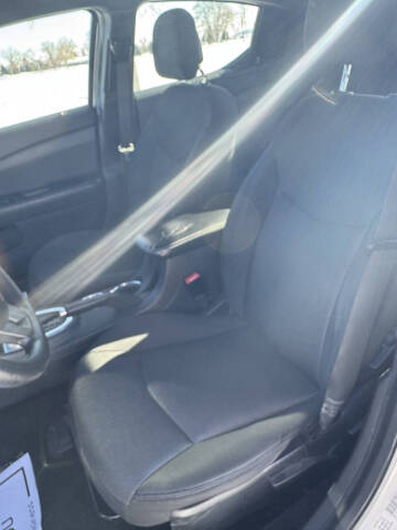 2012 Dodge Avenger SE