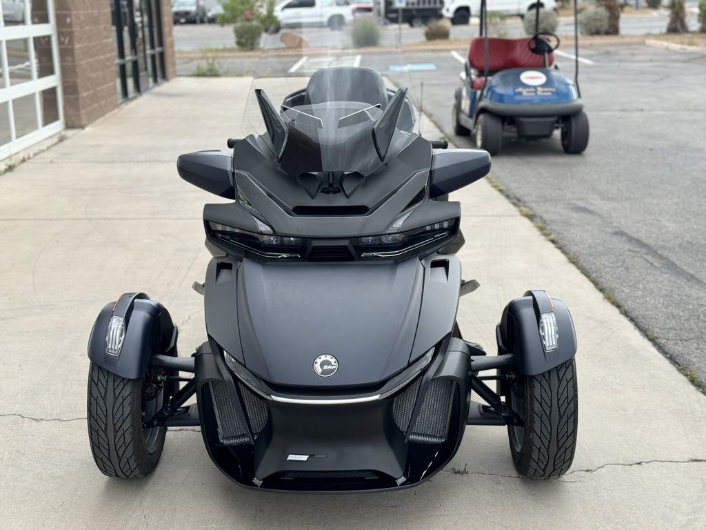 2022 Can-Am Spyder RT Sea-To-Sky 3
