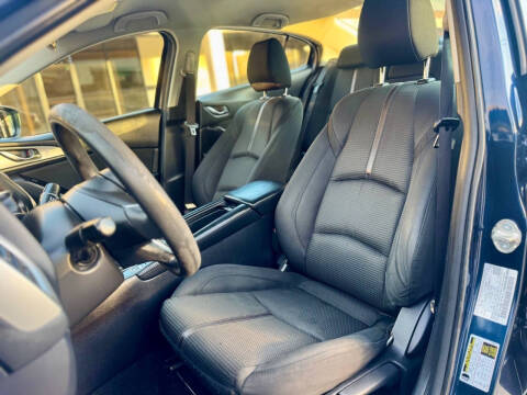 2017 Mazda MAZDA3 Sport