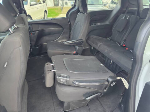 2020 Chrysler Pacifica Touring