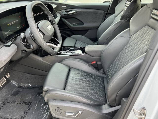 2025 Audi SQ6 e-tron quattro Prestige