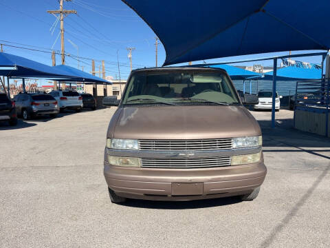 2001 Chevrolet Astro for sale at Autos Montes in Socorro TX