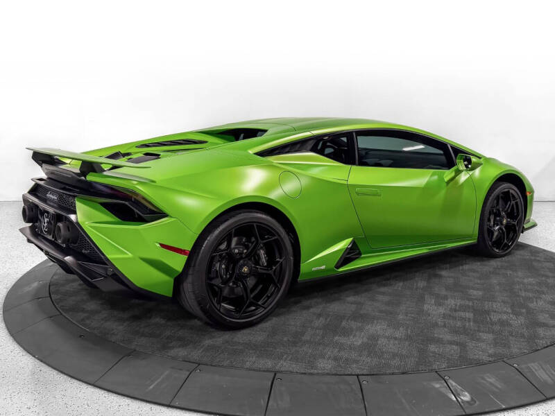 2024 Lamborghini Huracan Tecnica