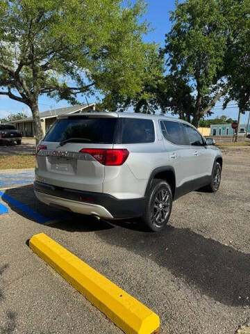 2017 GMC Acadia SLE-1