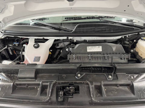 2025 Chevrolet Express 2500