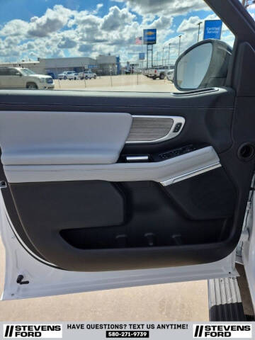 2025 Ford Expedition MAX Platinum