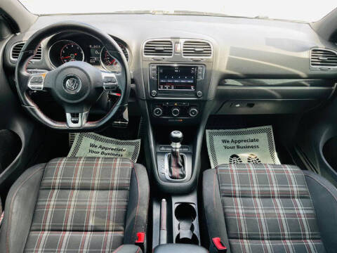 2014 Volkswagen GTI Wolfsburg Edition PZEV