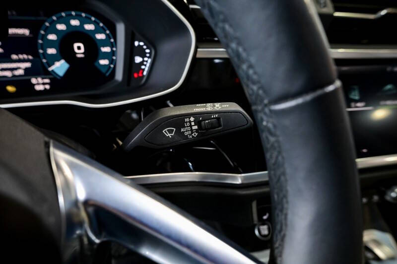 2021 Audi Q3 quattro S line Premium 45 TFSI