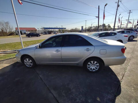 2005 Toyota Camry for sale at BIG 7 USED CARS INC in League City TX