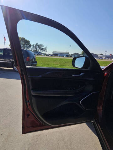 2021 Jeep Grand Cherokee L Laredo