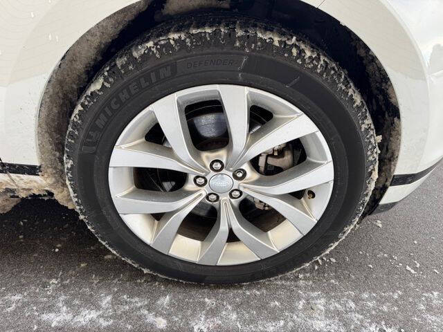 2023 Land Rover Range Rover Evoque P250 R-Dynamic SE