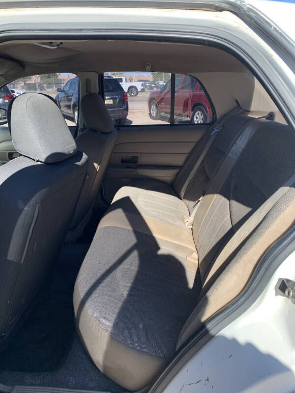 2004 Ford Crown Victoria Police Interceptor