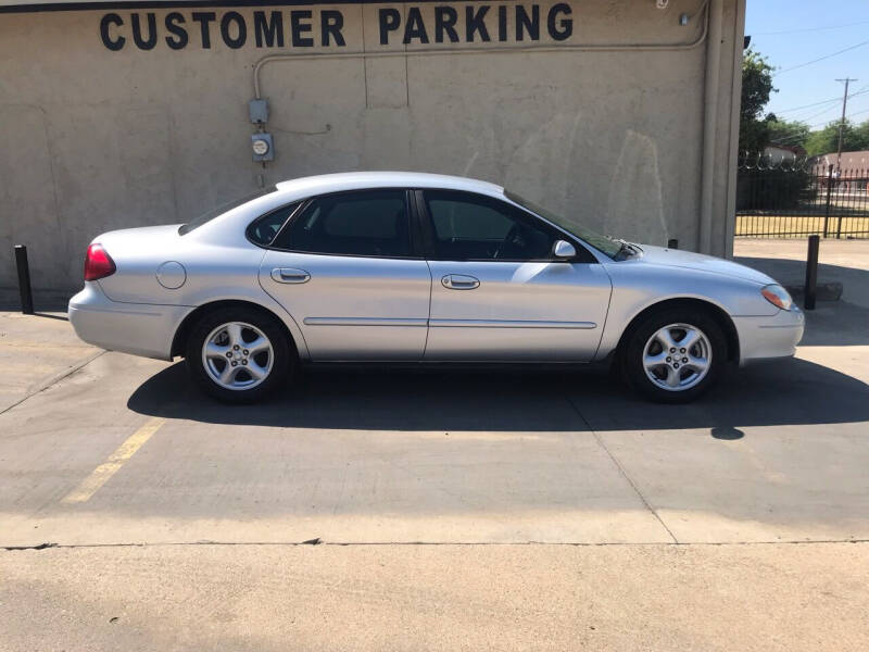 2003 Ford Taurus for sale at True Auto Sales & Wrecker Service in Dallas TX