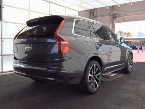 2024 Volvo XC90 B5 Plus Bright Theme