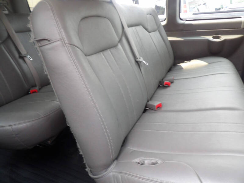 2017 Chevrolet Express LS 2500